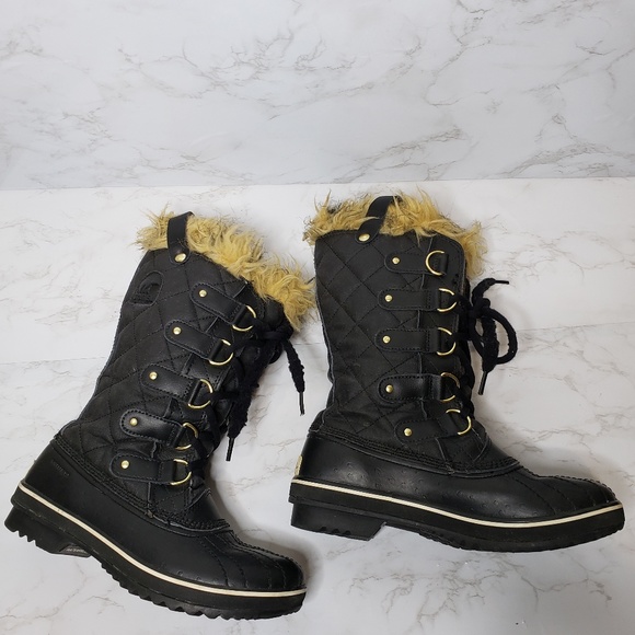 Sorel Shoes - Sorel Tofino Black Winter Boots Size 6